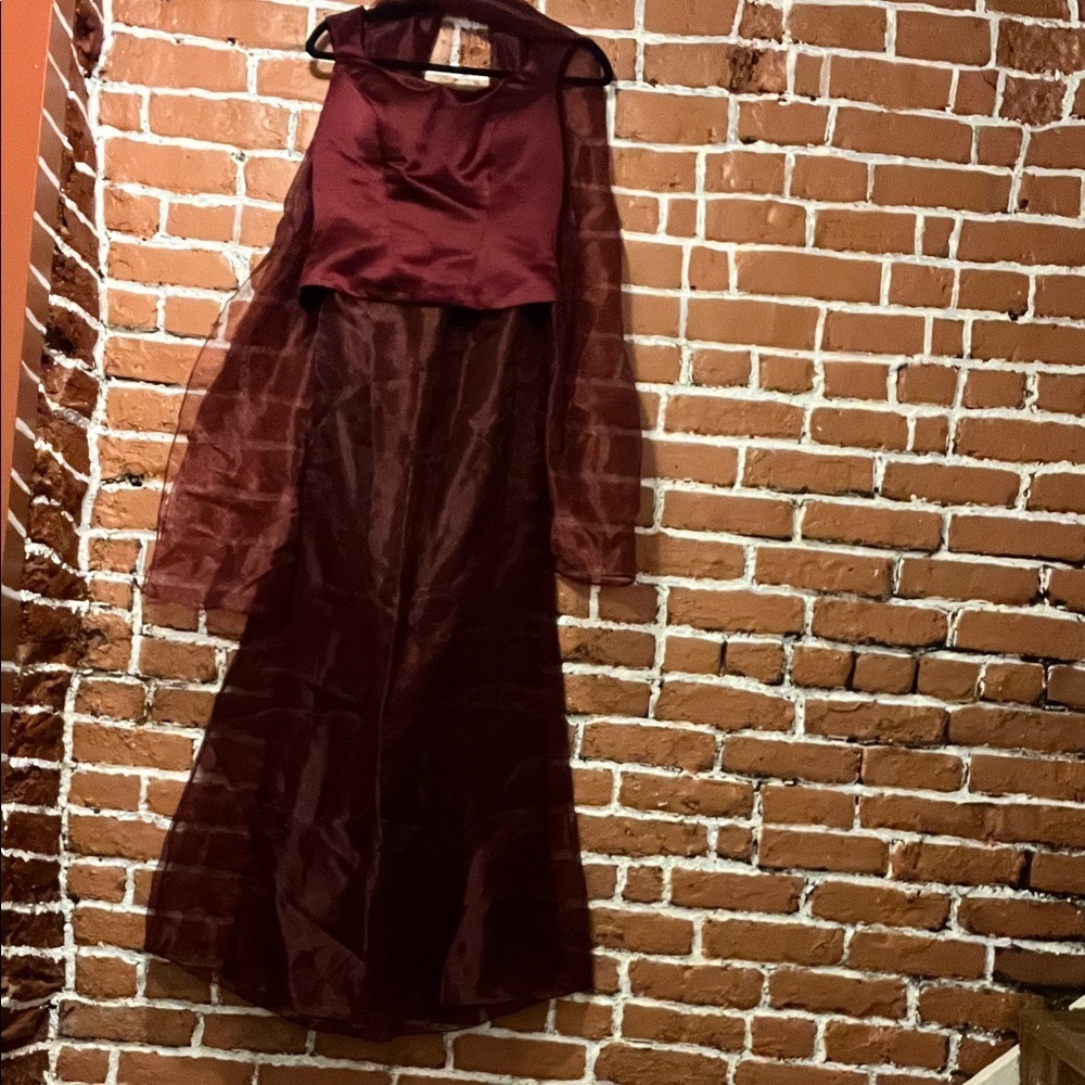 Elegant Vintage Burgundy Matching Set